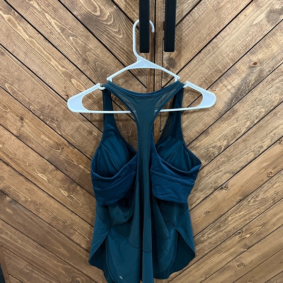 Lululemon Tank and Bra - Picture 3 of 3